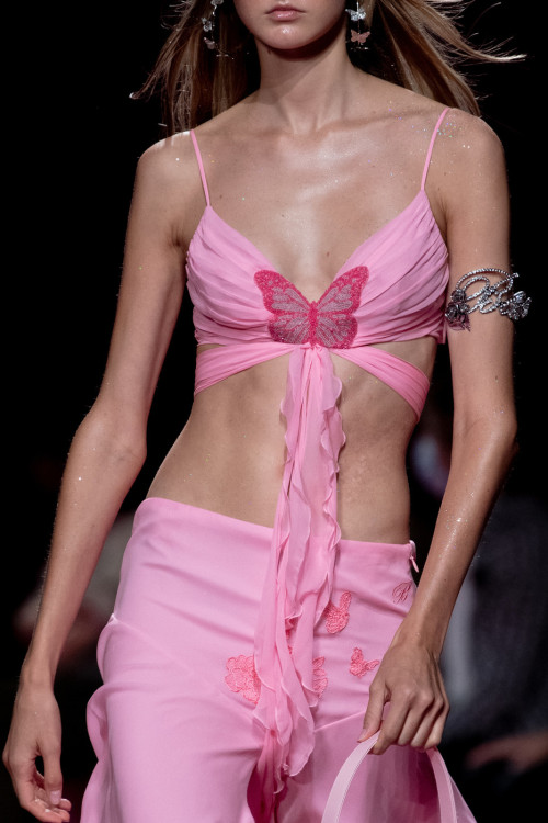 themakeupbrush:  Blumarine S/S 2022