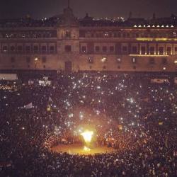 lintver:  Right now, Mexico City’s central plaza is packed full of people protesting the government-sponsored massacre of 43 students. Protesters are burning President Enrique Peña Nietoin effigy and demanding his resignation, alleging his involvement