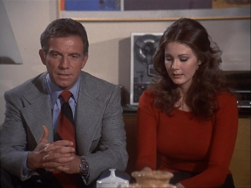 Lynda Carter and Anthony Franciosa in Matt Helm 1x12 - Panic (1975)