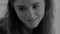 alayne-stone:  I don’t want to be alone. 