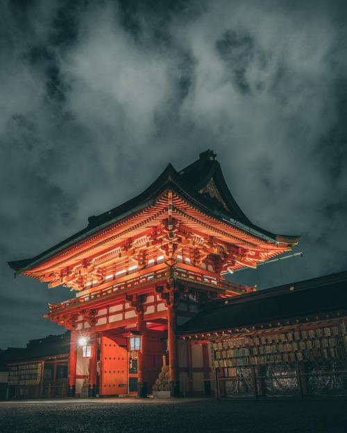 japanpix:Romon gate at Fushimi Inari Taisha, Kyoto