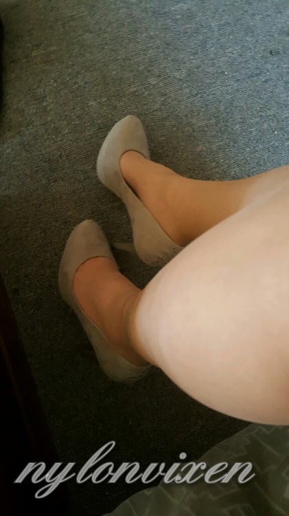 Vixen bought a couple pair of pumps. She said it’s fun to tease and show off her sexy toes. Ev