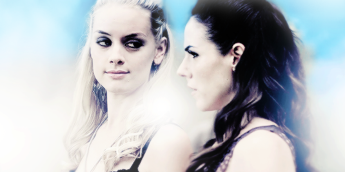 tatiana-evelyne:  Valkubus + Blue 