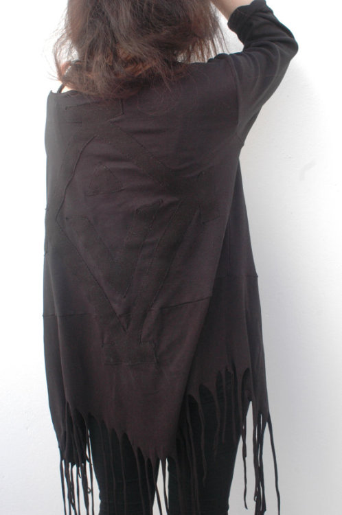 treasuredtentacles:bluecohosh:new garments on raintower.etsy.com tonight ! 100% recycled textile, et