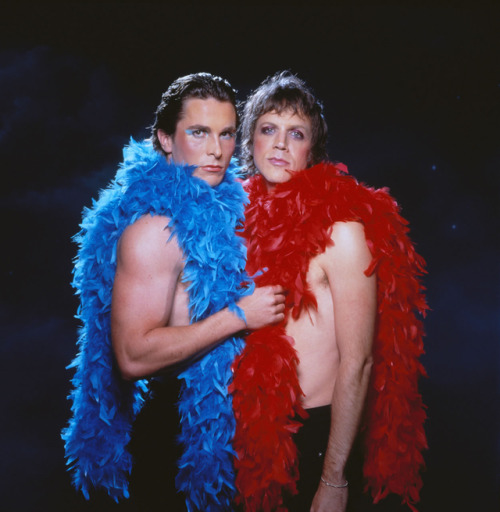 thisobscuredesireforbeauty: Christian Bale and Todd Haynes in: Velvet Goldmine (Dir. Todd Haynes, 19