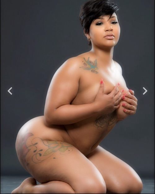 thicksexyasswomen:  women-n-weed:  ratedthickent:  ALLCURRENCY  DAAAYYYUUUMMM!!! 