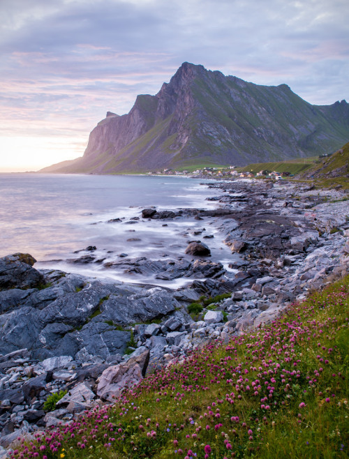 photosofnorwaycom:  Lofoten Norway 2016 by Gord McKenna The Lofoten Archipelago in Norway is just ab