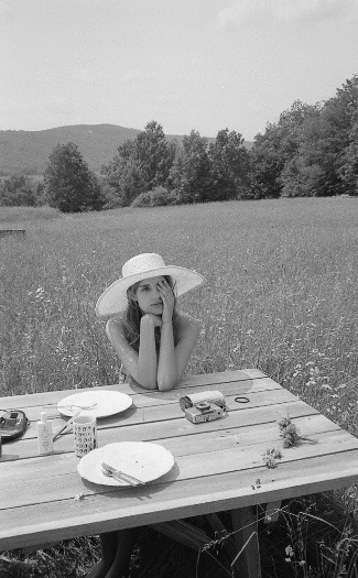 shygesture:  Ana Kraš by Jody Rogac 