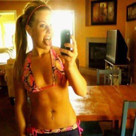 amateurgirlsrock: Follower submitted