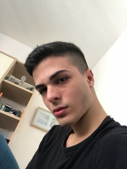 italianfindom:You’ll never be able to find a reason to why not submitting to me. I’m per