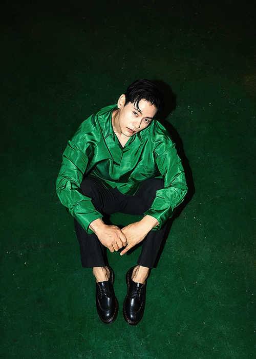 Yoo TeoPh. by Kim Cham for Esquire Korea (June 2022)