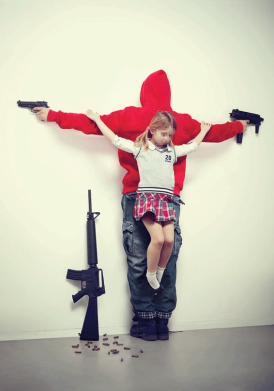 classicalrecords:  Erik Ravelo‘s photo series Los Intocables, or The Untouchables,