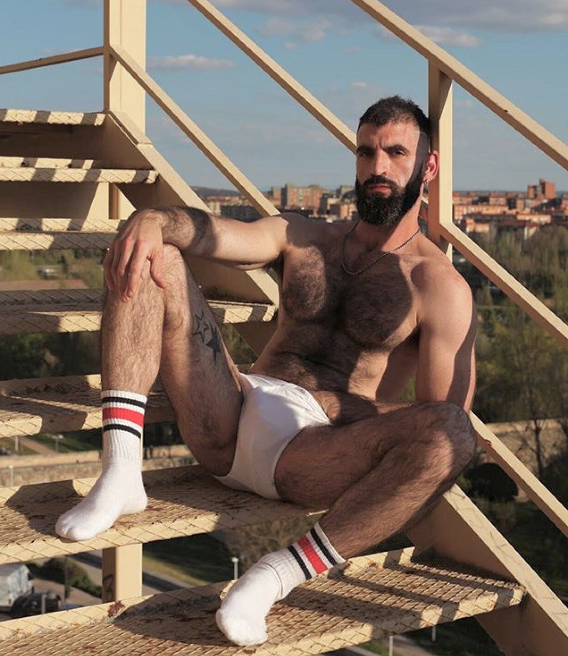 Follow my two hairy men blogs:http://sambrcln.tumblr.comhttp://hairysex.tumblr.com