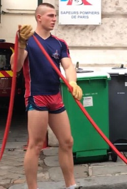 messenger11:  dirtywrks753:   Parisian Firefighter