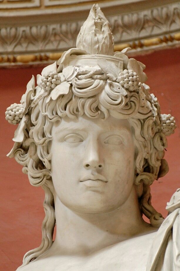 art4gays:  antinoo5:  domus-aurea2:  a crown is waiting , just for your kindness 