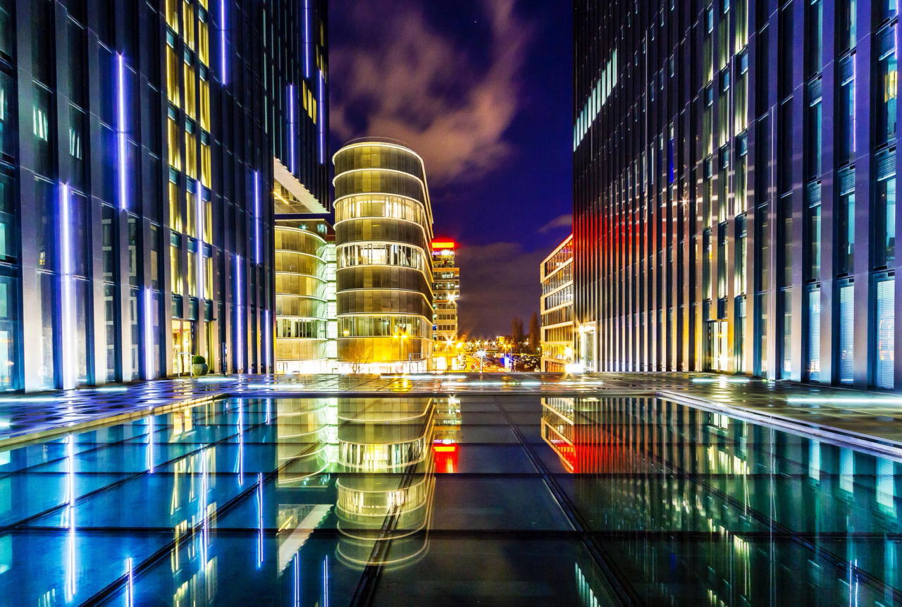 atraversso:  zoomw0rld: City Lights V4  | by: Sagar Mohanty  [500px] Nice photoset