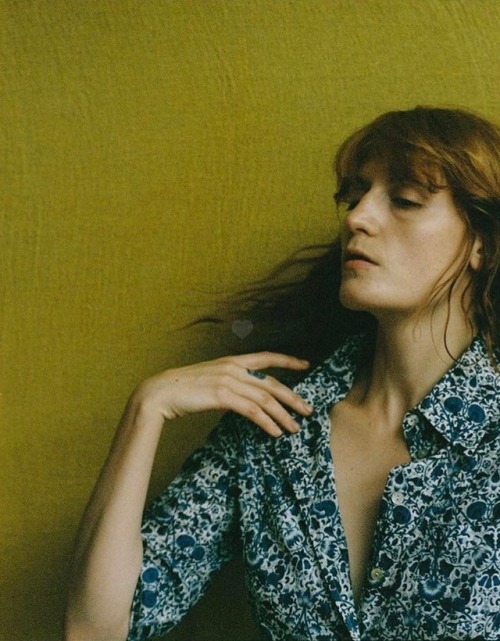 qhio:Florence Welch by Tom Beard