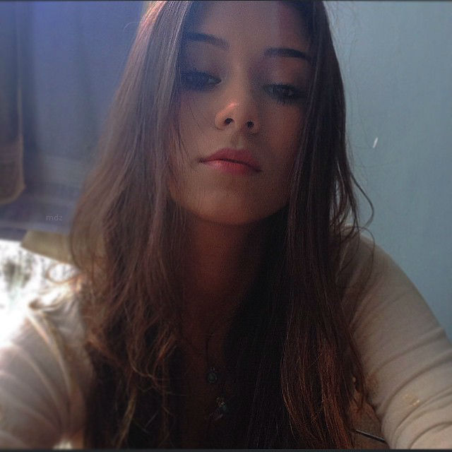 ❁