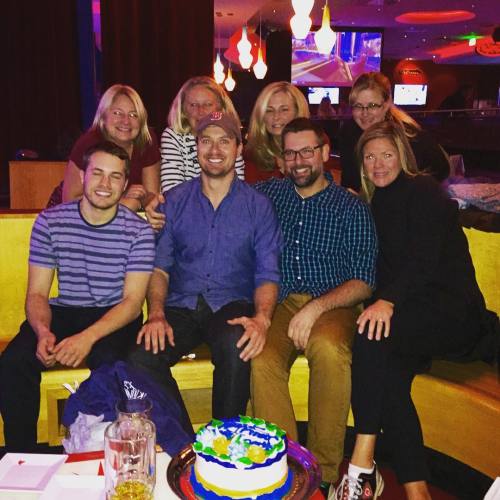 Bachelor bowling party. #bestcoworkersever #lovethem (at Kings Lynnfield)