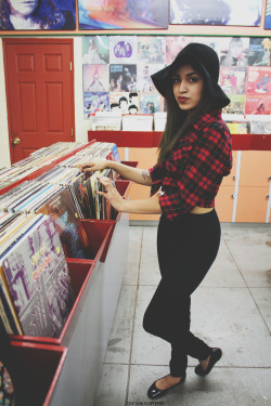 infamousteph:  LOVELL’S 