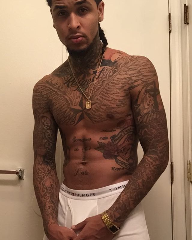 blackveilbarb:  Tatted n Tommy