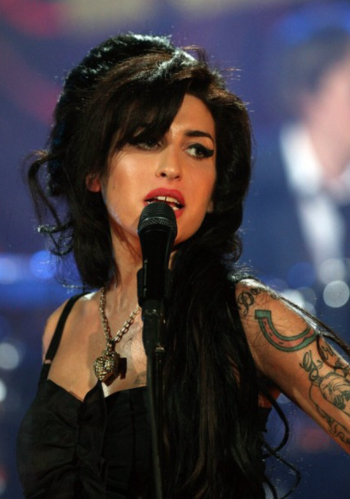 inspiredbyamywinehouse:2008 Grammys.(Photos by Peter Macdiarmid)