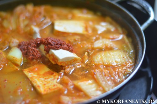 Kimchi Jjigae 김치 찌개 (Spicy Kimchi Stew w Pork) @ Gwanghwamun Jip (Jongro, Seoul) ^^www.facebook.com/