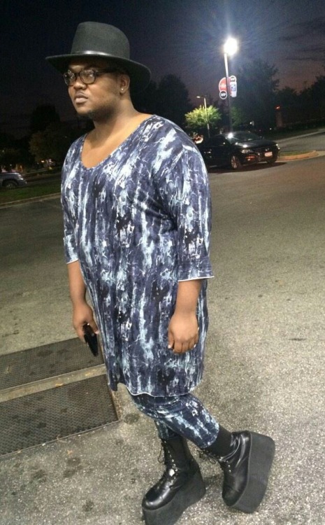 bigguyflyy:  FATSHION FEBRUARY DAY 3  Meet Tevin Jones Age: 22  Location: Virginia   Love his style!! Why? Because it is visually Interesting, diverse, and innovative! Hope it’s inspiring!   http://bigguyflyy.tumblr.com for big guy fashion! 