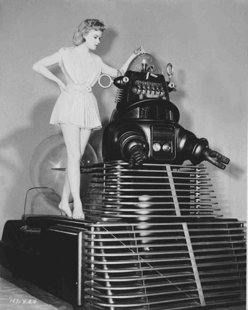 ilovedamsels1962: Anne Francis for Forbidden Planet (1956) this is actually a really good movie. les