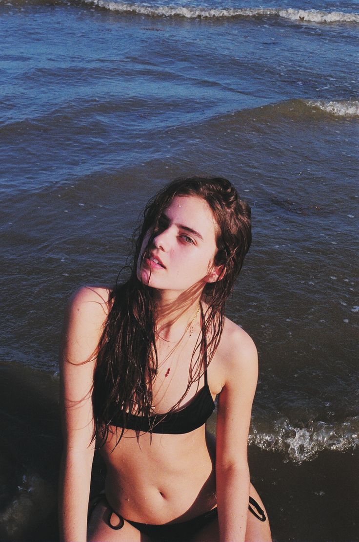 momongamon:  Caitlin Ricketts by Megan Tipps 