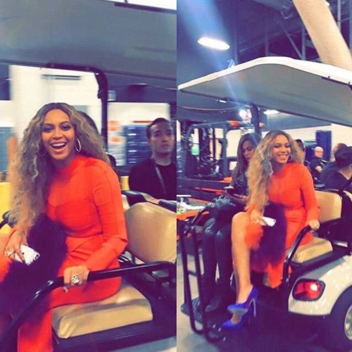 honeybeys:  ACTING LIKE SHE DIDNT JUST DROP A TOUR ON US