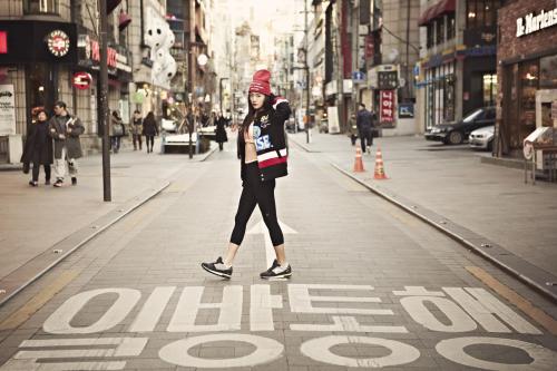 fkyeahclaralee:  FB Update:  “CLARA’s STREET FASHION 클라라의 스트릿 패션 & 룩티크의 히어로 스텝 HERO STEP~*” 