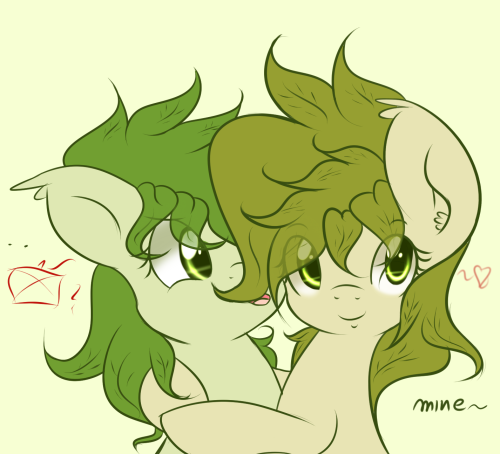 askflowertheplantponi:  Flower: i get it… stop hugging me that tight. D: ((Did new icon for flower :D)  X3 D'awww <3