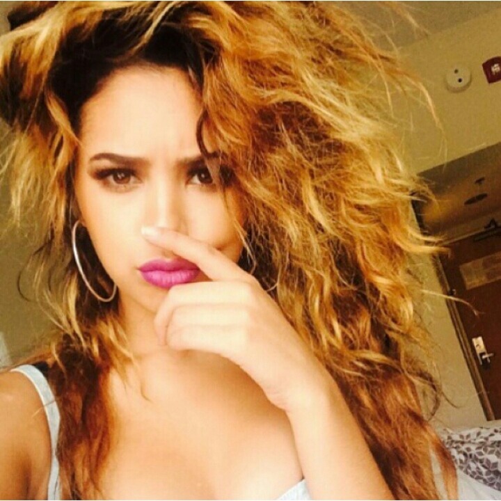 mizzjasminevillegasnewz:  But you really should know better…
