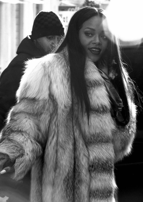 bw-fashion: .
