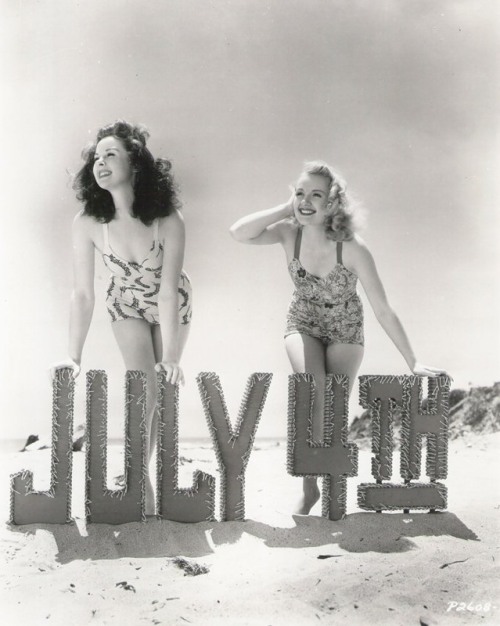 Happy Fourth of July, you USA people!