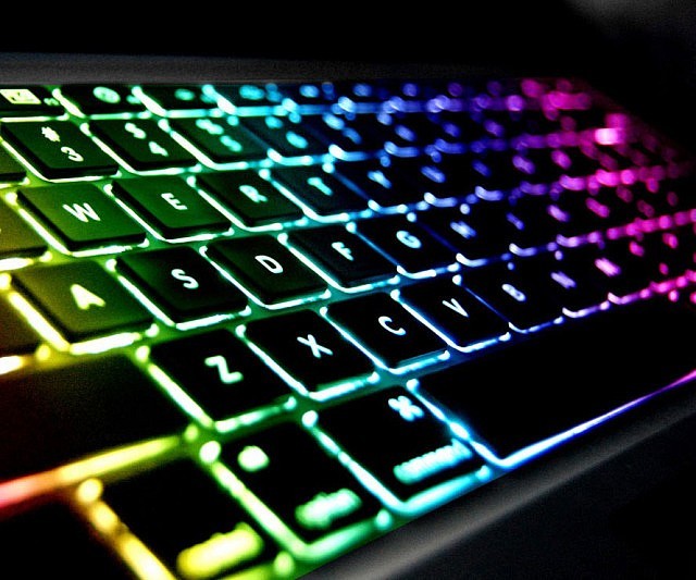 awesomeshityoucanbuy:  Rainbow Backlit KeyboardGive your workstation a multicolored