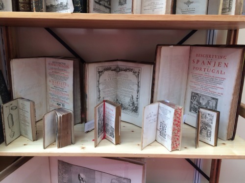 firlachiel:book-historia:Another year, another London Antiquarian Bookfair! Taking place every year 