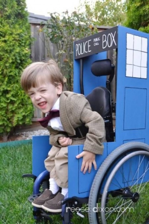 kirkwa:Awesome Halloween Ideas For Handicapped ChildrenHow cool is this!I have a friend who has a li