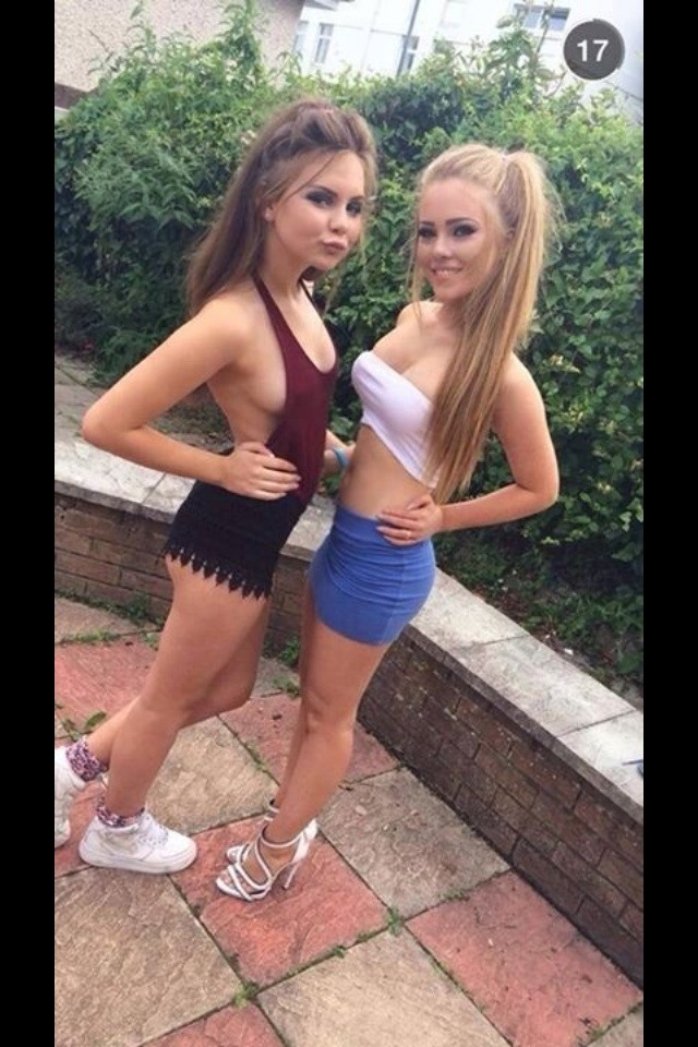 fleaboyxxx: chav–girls:  englishteens:  Check out this blog for more: British Teen