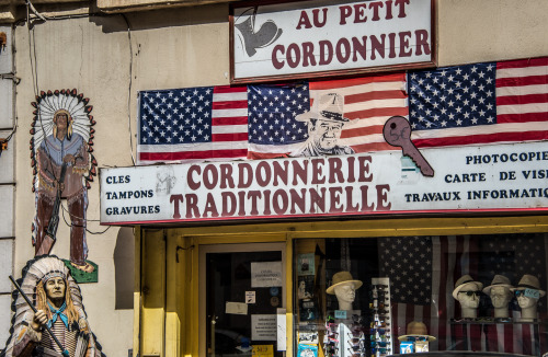 World culture is made by migrationSète, France • 2015©jtAu Petit CordonnierTraditio