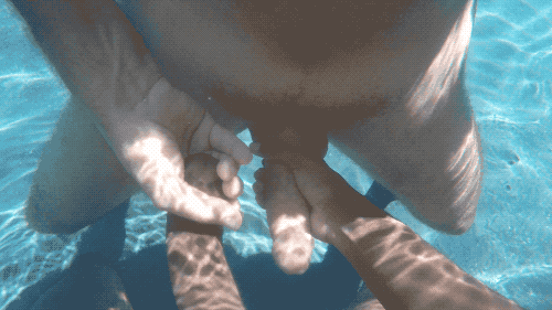 captainhook92:  Underwater Fuck https://www.xtube.com/video-watch/Underwater-Fuck-31339162