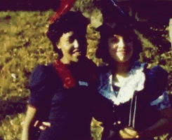 theladybadass:  Fashionable Black Americans (circa 1940s) (footage found in Prelinger’s open archive) 