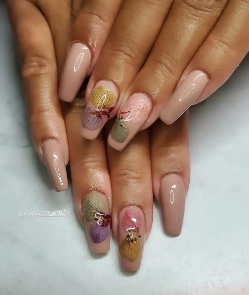 Hydrangea flower nails from @kariann_nails Visit www.wiinoshop.com for more nail art accessories  #f