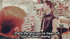 gvllavich:Ian & Mickey moments [7/?]↳ [s03e03] - “Oh, that’s the guy you’ve been, uh— you’ve been seeing?”