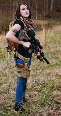 girlandguns:  Girl With Gun follow me at :