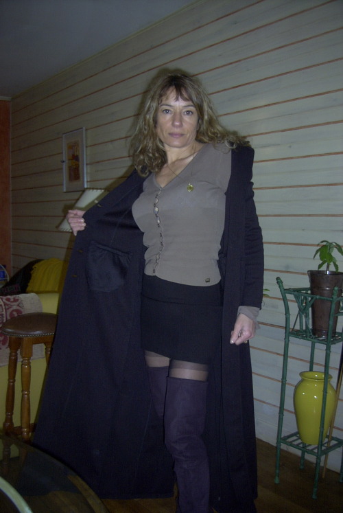 ritaroberts56:  My Tumblr date for this weekend has let me down… stupid timewaster… so… I will in future be resorting to this free mature/milf/cougar/granny website to look for my fuck dates. My username is RitaRoberts56  - BLOODY TIMEWASTERS!!!