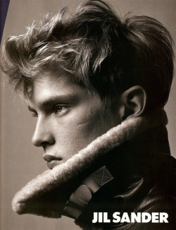 vuittonv:mathias lauridsen for jil sander