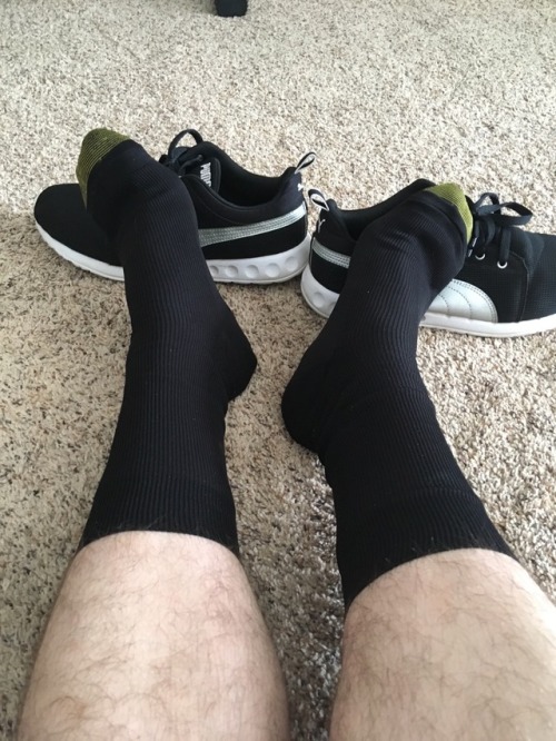 pumasocks89:  22 miles on the stationary bike in my goldtoes