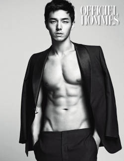 chinkoheartschinko:  365daysofsexy:  CHOI YONG HO  Victor for ‘L’Officiel Hommes’